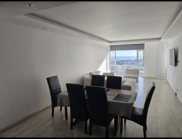 2 BEDROOM APARTMENT FOR SALE IN SUMMERSTRAND
